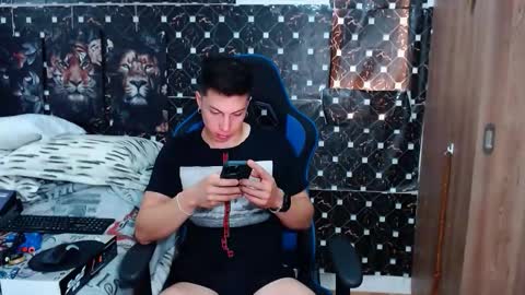 griego01 online show from February 7, 5:27 pm