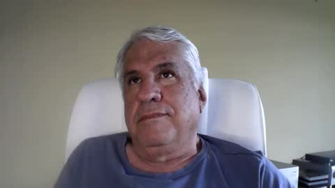 Snapshot of grisa01 chatting on October 28, 7:27 pm grisa01 online show from October 28, 7:27 pm