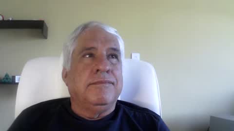 Snapshot of grisa01 chatting on November 11, 1:00 pm grisa01 online show from November 11, 1:00 pm