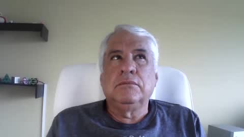 Snapshot of grisa01 chatting on November 17, 12:11 pm grisa01 online show from November 17, 12:11 pm