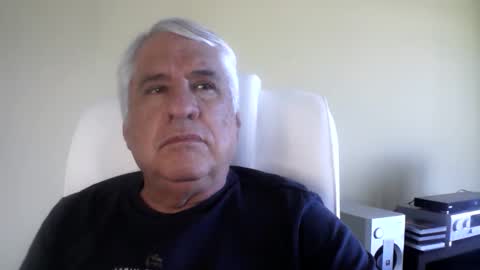 Snapshot of grisa01 chatting on November 21, 2:16 pm grisa01 online show from November 21, 2:16 pm