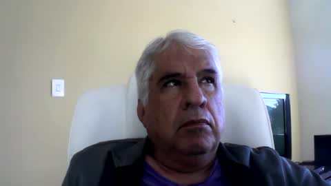 Snapshot of grisa01 chatting on July 3, 1:06 pm grisa01 online show from July 3, 1:06 pm