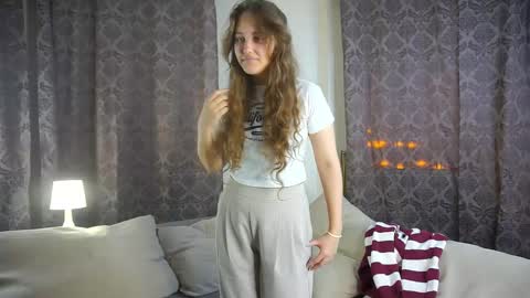 Snapshot of griselberumen chatting on November 24, 12:16 pm Gwen online show from November 24, 12:16 pm