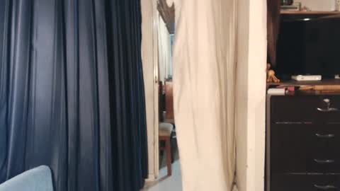 Snapshot of griseldax chatting on December 8, 3:53 am griseldax online show from December 8, 3:53 am