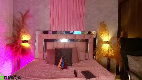 Snapshot of griselle_rousse chatting on July 13, 6:33 pm online show from July 13, 6:33 pm