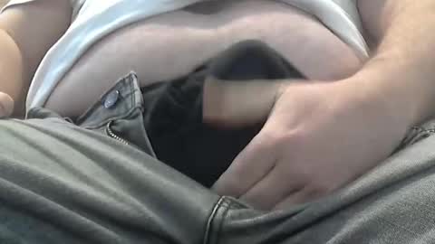 Snapshot of grrguy1 chatting on December 19, 3:19 pm GrrGuy1 online show from December 19, 3:19 pm