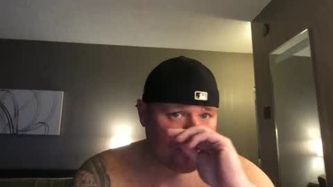 Snapshot of grubsneak chatting on February 25, 11:00 pm John Blazingly online show from February 25, 11:00 pm