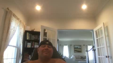 Snapshot of grubsneak chatting on April 14, 3:51 pm John Blazingly online show from April 14, 3:51 pm