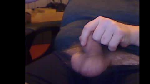 Snapshot of gruhahn chatting on November 25, 5:18 am DankMess online show from November 25, 5:18 am