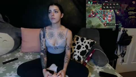 Snapshot of grumpytwo chatting on November 3, 12:57 am grumpytwo online show from November 3, 12:57 am