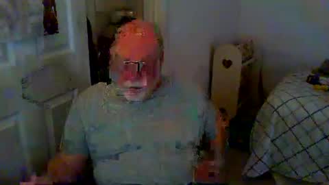 Snapshot of gtnolder60 chatting on December 22, 2:06 pm Gary online show from December 22, 2:06 pm