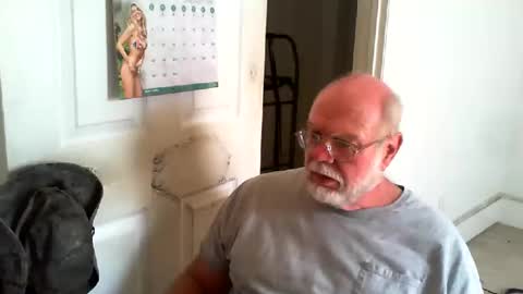 Snapshot of gtnolder60 chatting on September 8, 8:30 pm Gary online show from September 8, 8:30 pm