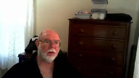 Snapshot of gtnolder60 chatting on May 12, 11:40 am Gary online show from May 12, 11:40 am