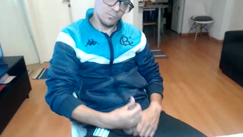 Snapshot of guachin_new chatting on May 30, 9:23 pm guachin_new online show from May 30, 9:23 pm
