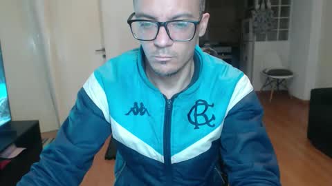 Snapshot of guachin_new chatting on May 31, 11:28 pm guachin_new online show from May 31, 11:28 pm