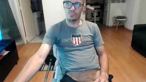 Snapshot of guachin_new chatting on June 4, 3:23 am guachin_new online show from June 4, 3:23 am