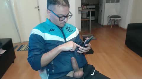 Snapshot of guachin_new chatting on June 5, 3:57 am guachin_new online show from June 5, 3:57 am