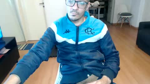 Snapshot of guachin_new chatting on June 15, 4:58 am guachin_new online show from June 15, 4:58 am