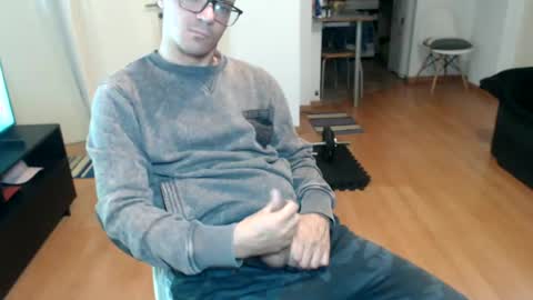 guachin_new online show from June 26, 8:46 pm