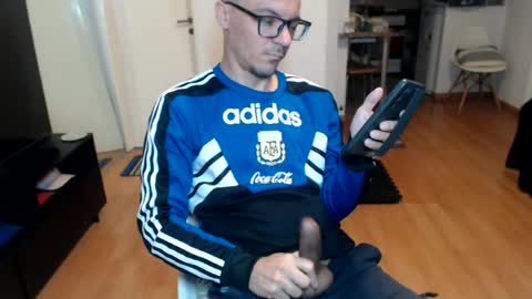 guachin_new online show from July 18, 11:52 pm