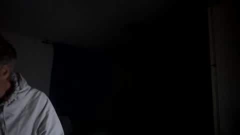 Snapshot of guardiannif_ chatting on February 7, 11:13 pm guardiannif_ online show from February 7, 11:13 pm