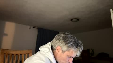 Snapshot of guardiannif_ chatting on February 8, 10:40 pm guardiannif_ online show from February 8, 10:40 pm