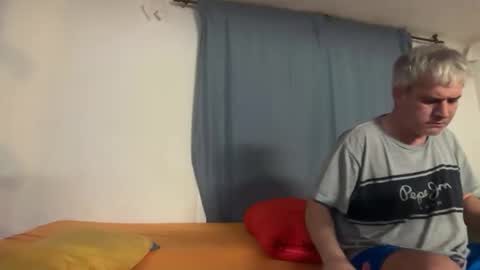 guardiannif_ online show from February 10, 10:25 pm