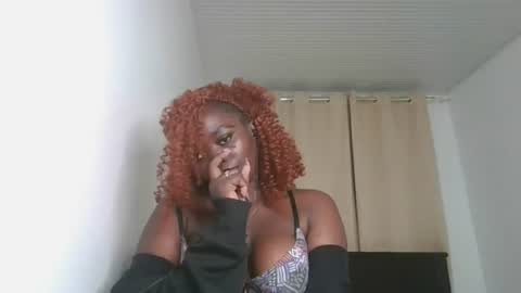 gud_lunah1 online show from July 30, 8:41 pm