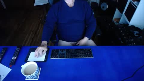 guesswhatigot2 online show from January 18, 11:21 am