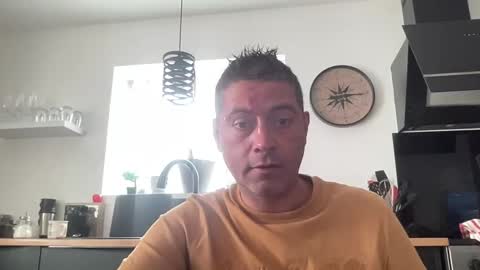 guil0 online show from September 14, 10:14 am