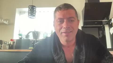 guil0 online show from September 22, 10:17 am