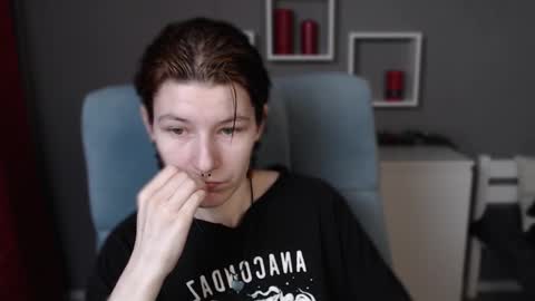 guitarandangell online show from December 14, 3:28 pm