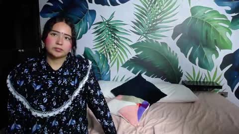 Snapshot of gurvinderr chatting on February 22, 7:03 pm Hushaima Gur online show from February 22, 7:03 pm