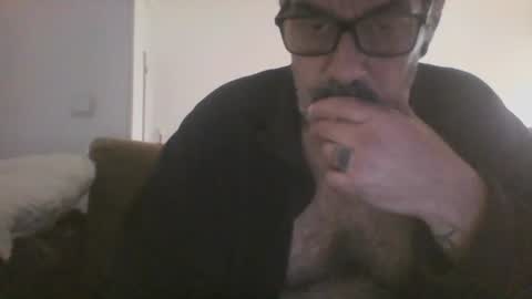 gustavo729042 online show from March 14, 1:49 pm
