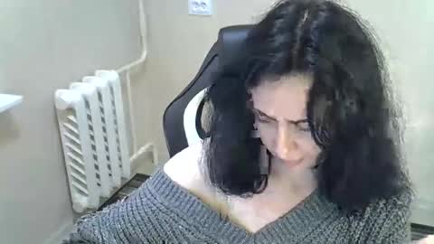 GusumAh online show from December 4, 10:46 am