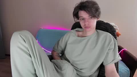 guy_liam1 online show from January 25, 8:21 am