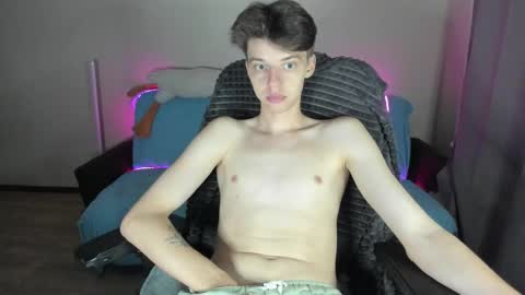 guy_liam1 online show from September 28, 7:30 pm