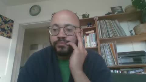 Snapshot of guy_wood15 chatting on December 4, 8:56 am guy_wood15 online show from December 4, 8:56 am