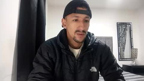 karim online show from March 8, 1:26 pm