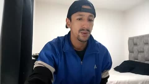 karim online show from July 17, 9:16 am