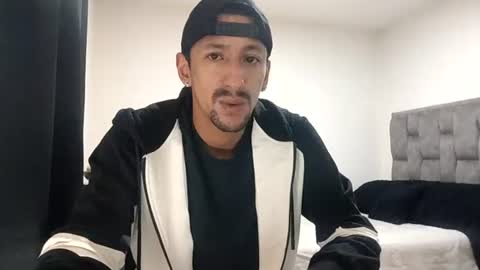 karim online show from July 26, 10:11 am