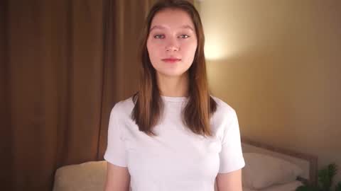 Molly online show from December 17, 5:02 am