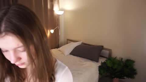 Molly online show from February 13, 5:25 am