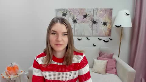 Snapshot of gwensmitt chatting on October 31, 11:50 pm gwensmitt online show from October 31, 11:50 pm