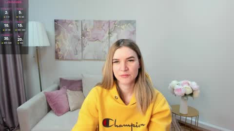 gwensmitt online show from May 24, 10:59 pm
