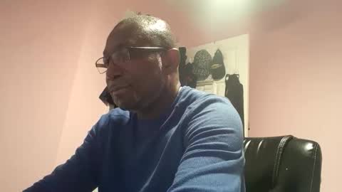 Snapshot of gyesaw1970 chatting on November 25, 5:18 am gyesaw1970 online show from November 25, 5:18 am