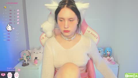   online show from December 11, 11:51 am