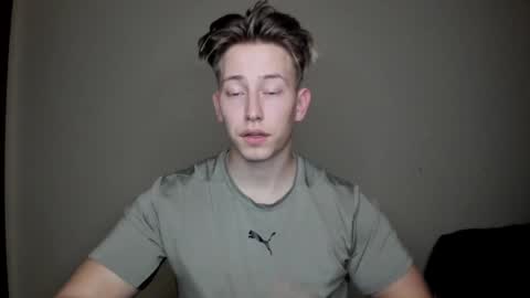 Snapshot of gym_alpha chatting on January 11, 7:59 pm Oliver online show from January 11, 7:59 pm