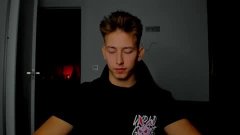 Oliver online show from January 16, 9:52 pm