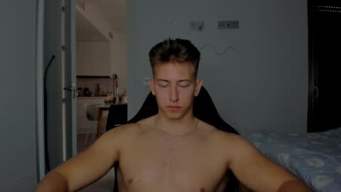 Oliver online show from March 4, 2:45 pm